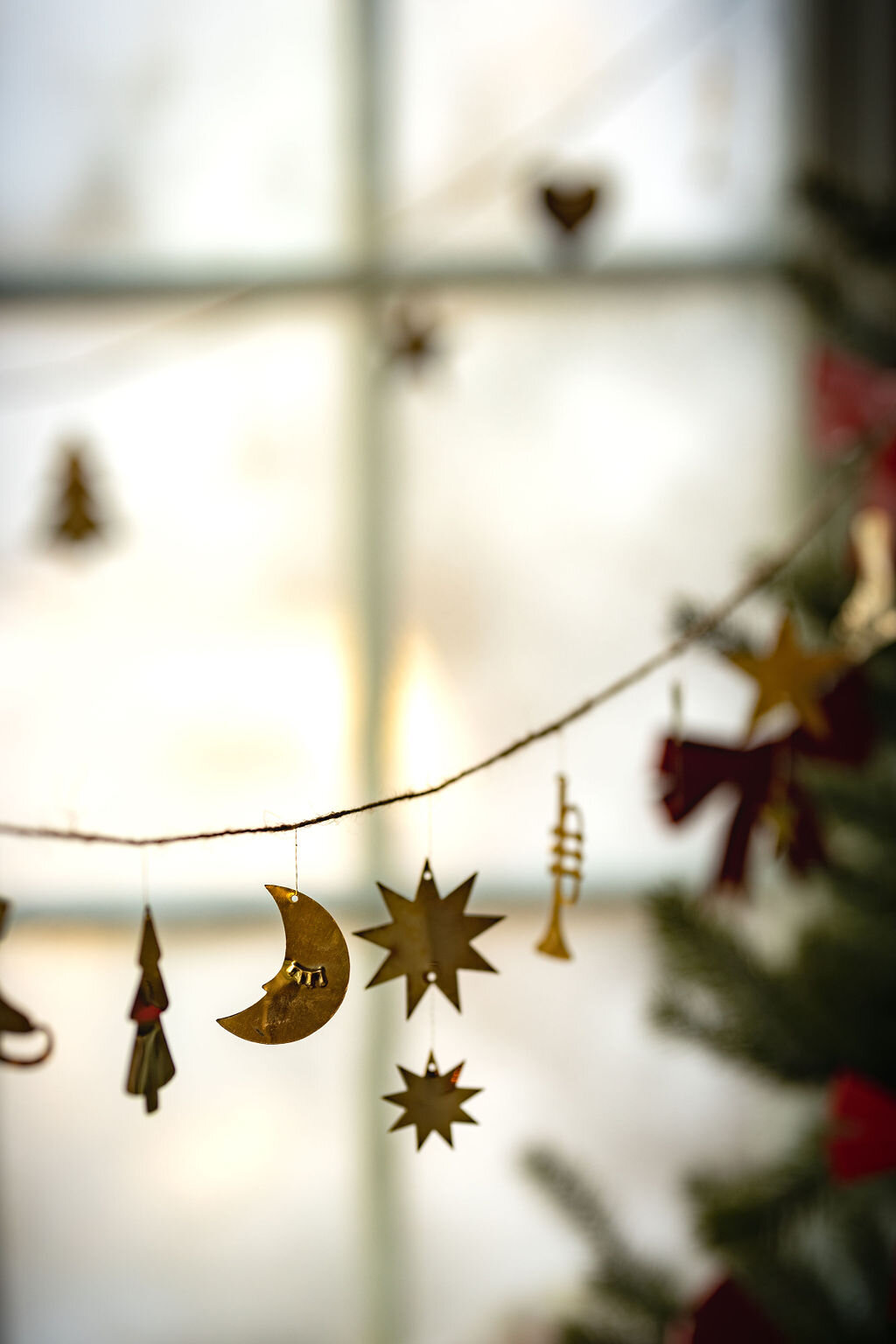 Garland Ornament Brass Long