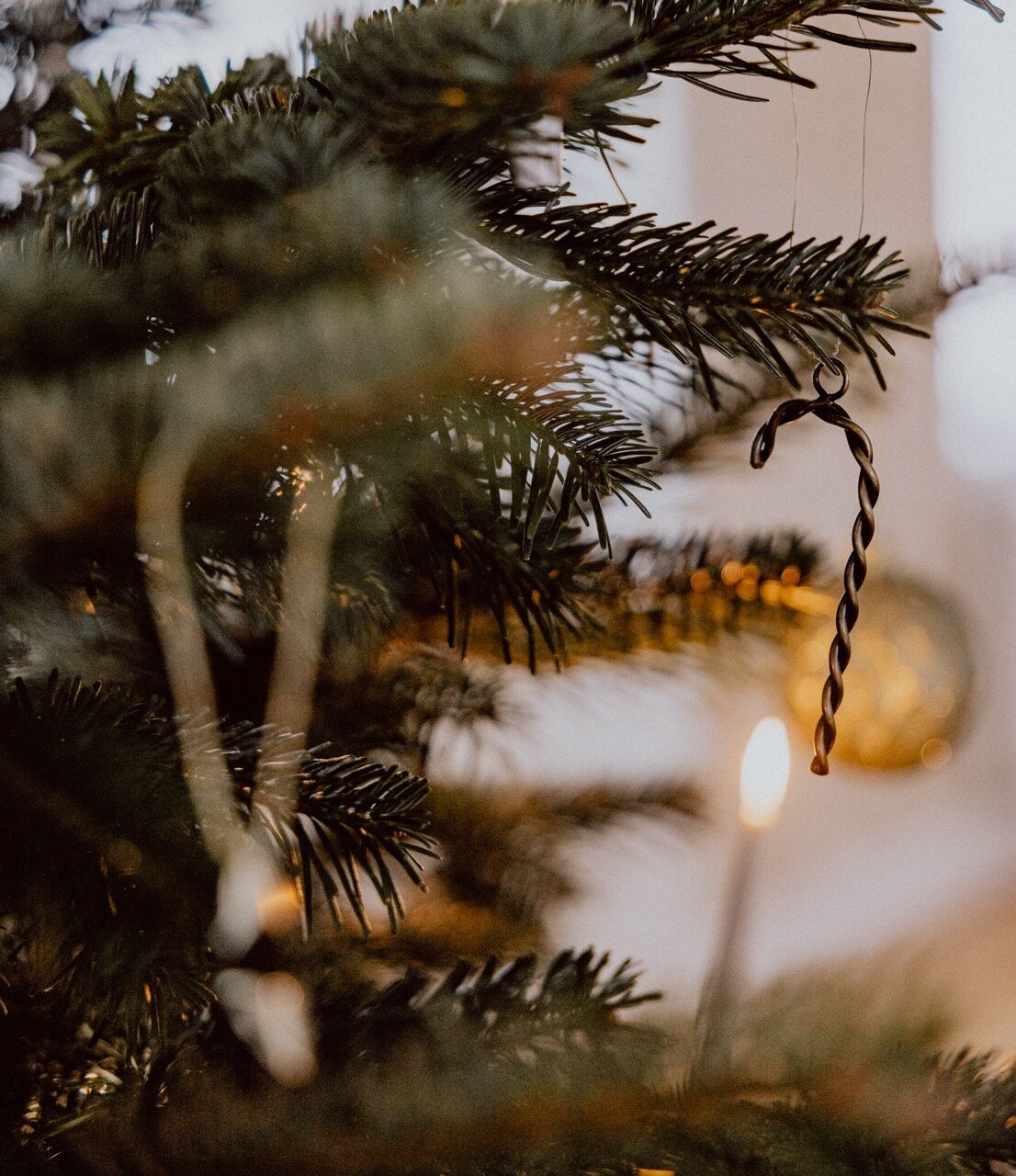 Hanging Ornament Estelle Polka Brass