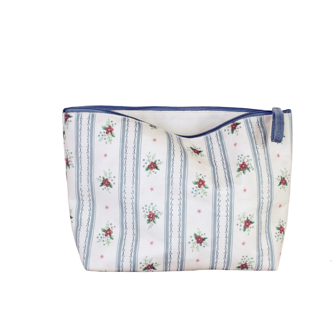 Wash Bag Felicia Blue L