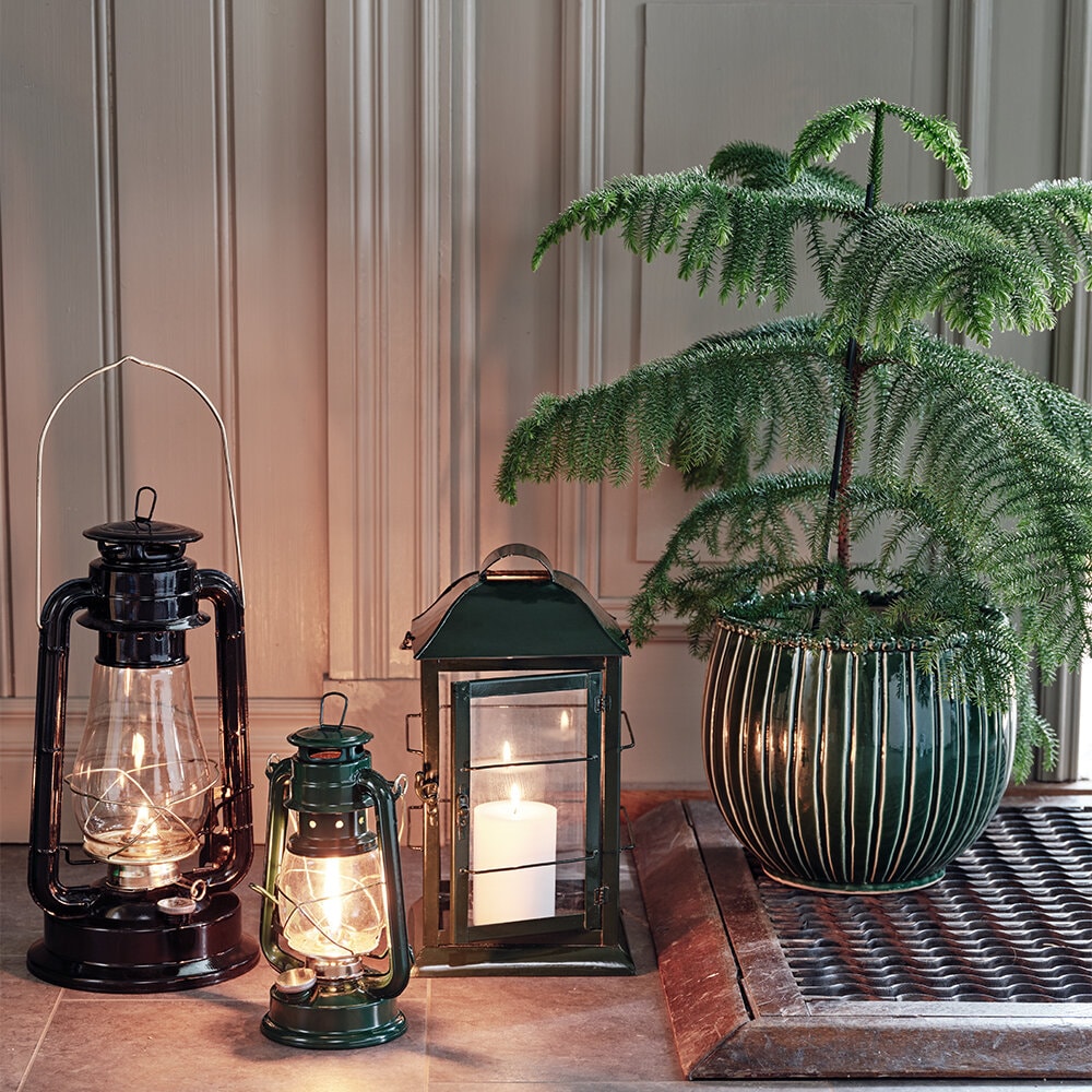 Hurricane Lantern Black/Brass Large