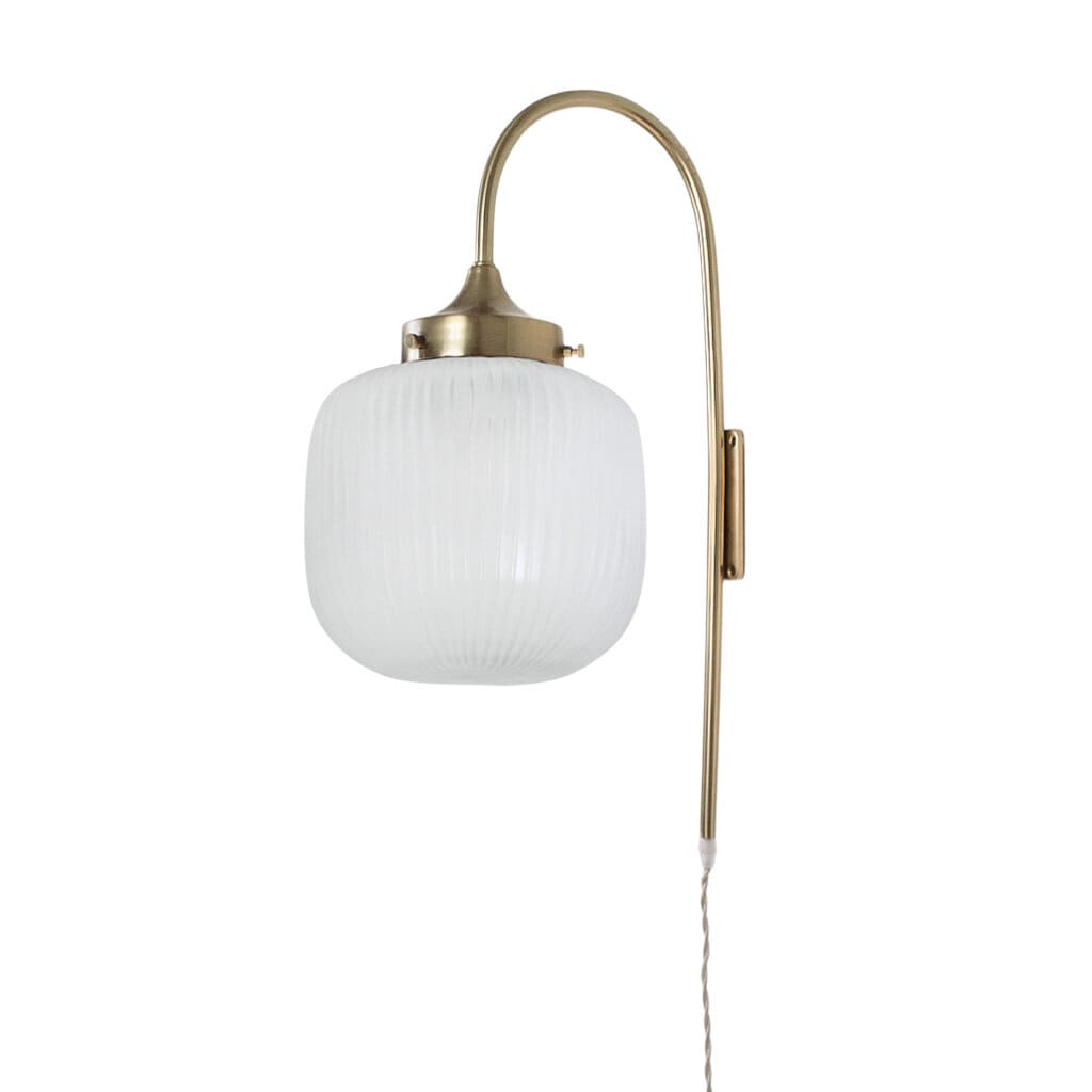 Vägglampa Rundad Eli Mässing/Frost Liten