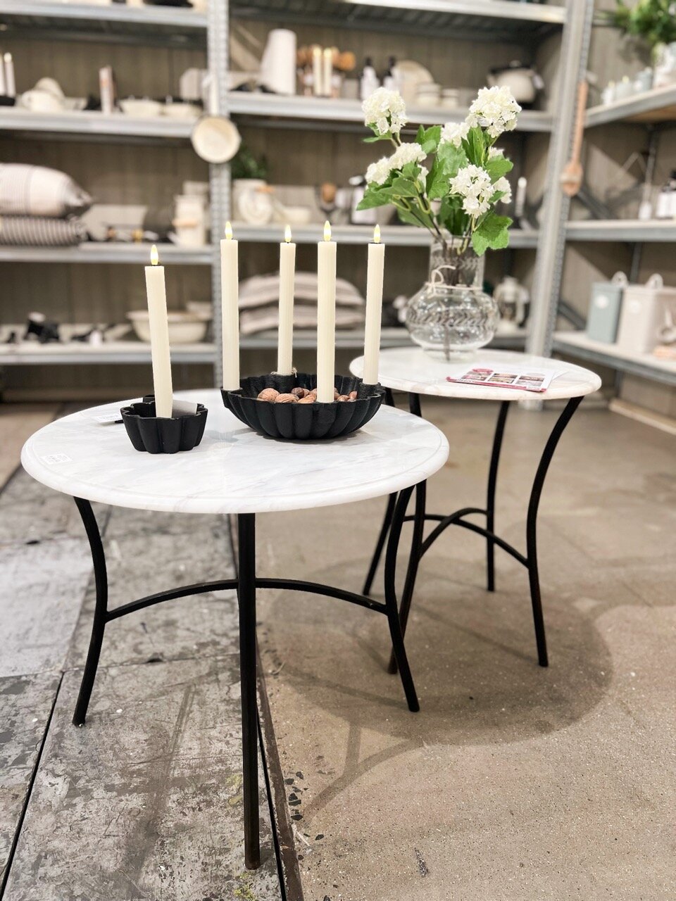 Marble Table Harry Wide White