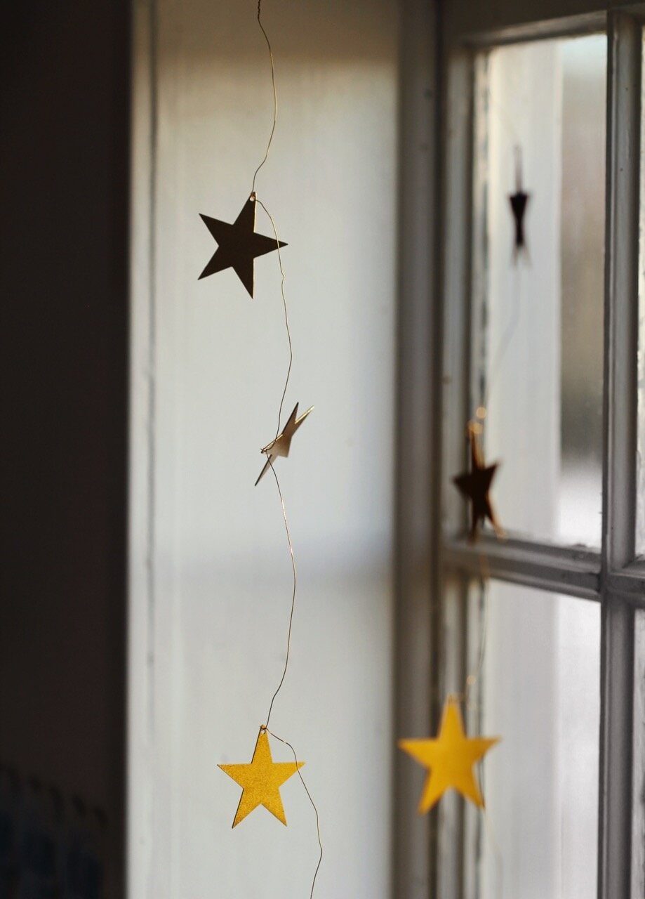 Garland Stars Brass