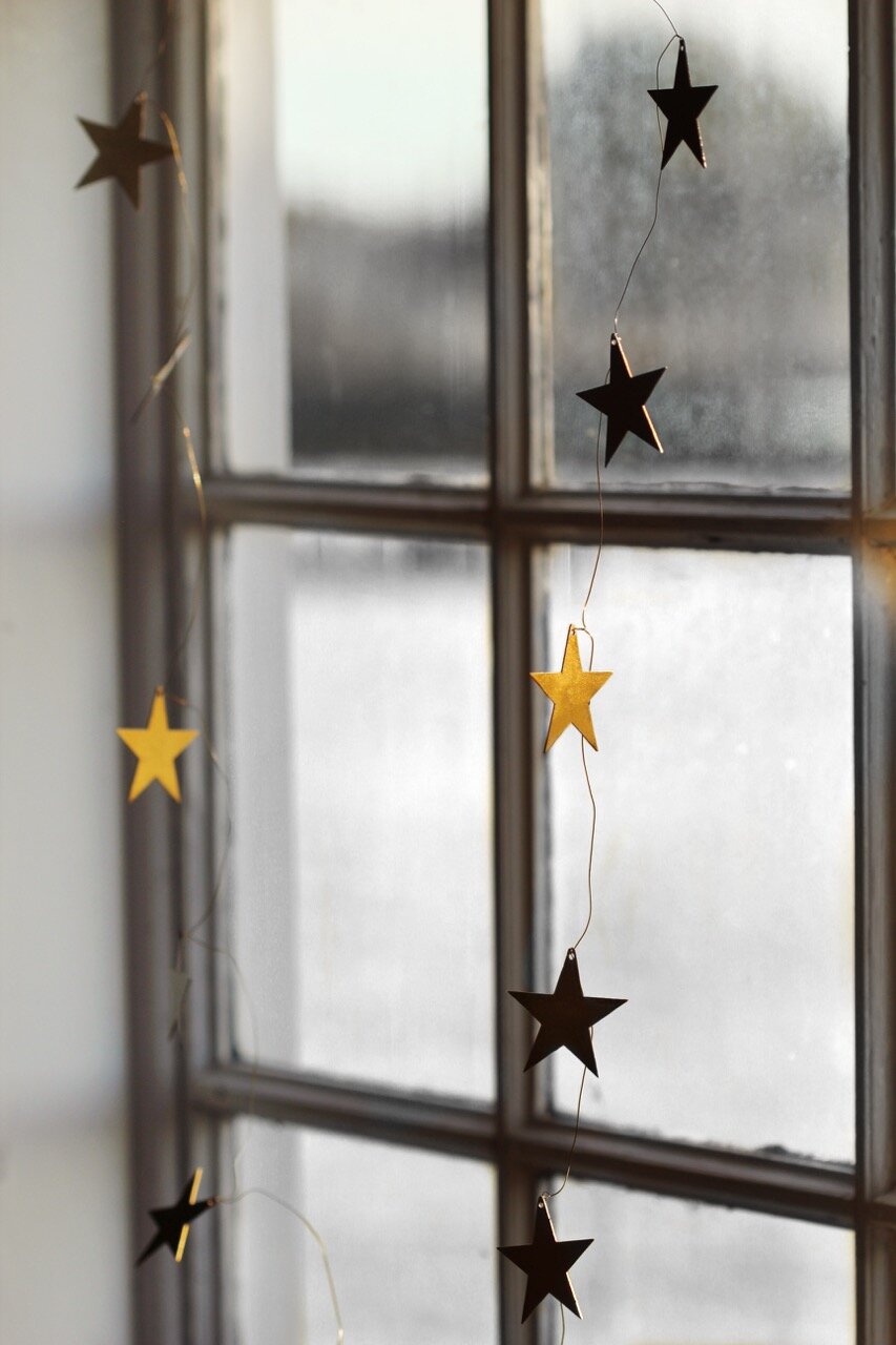 Garland Stars Brass