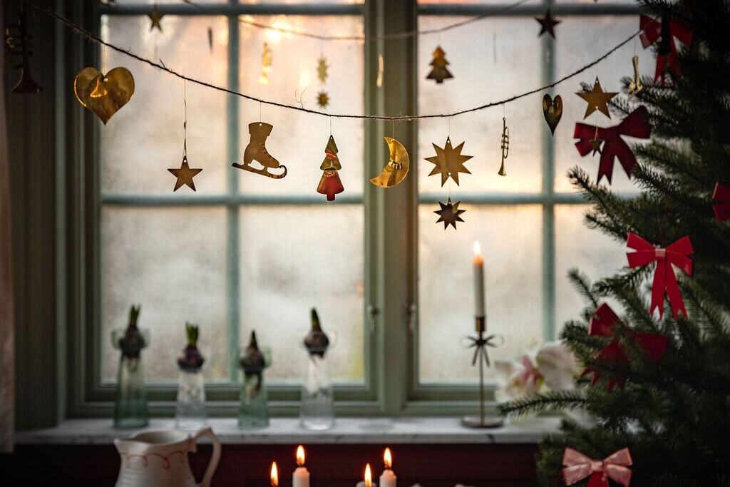 Garland Ornament Brass Long