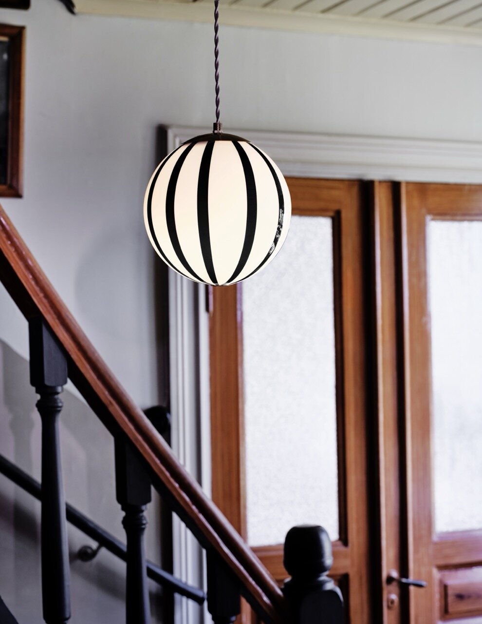 Pendant Lamp Alba Opal Black/White Small