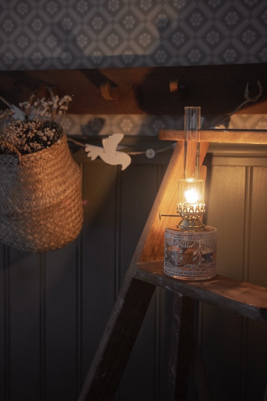 Fotogenlampa Marja Rak Vit Liten