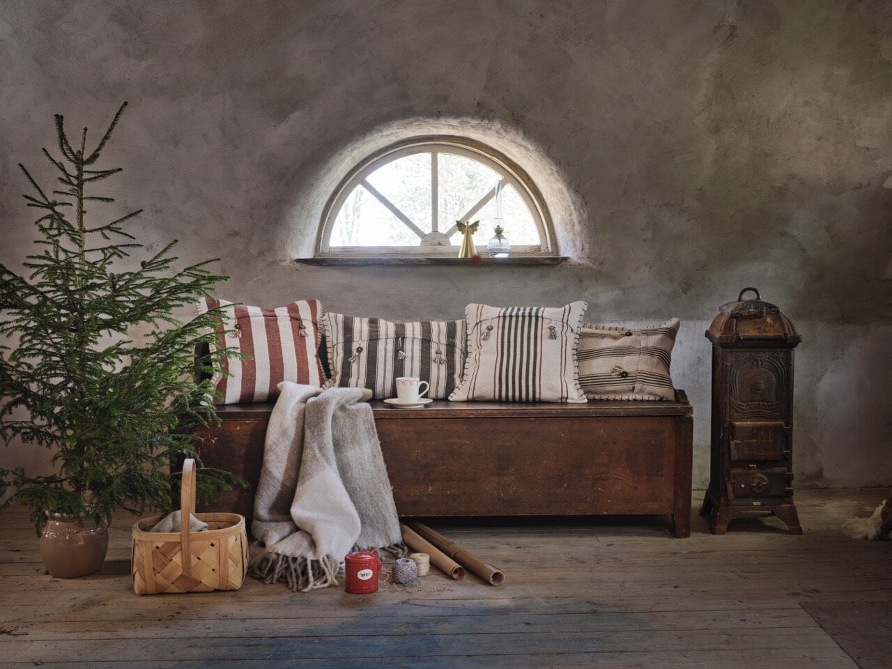 Cushion Cover Finnveden 50 x 50 Red/Off White