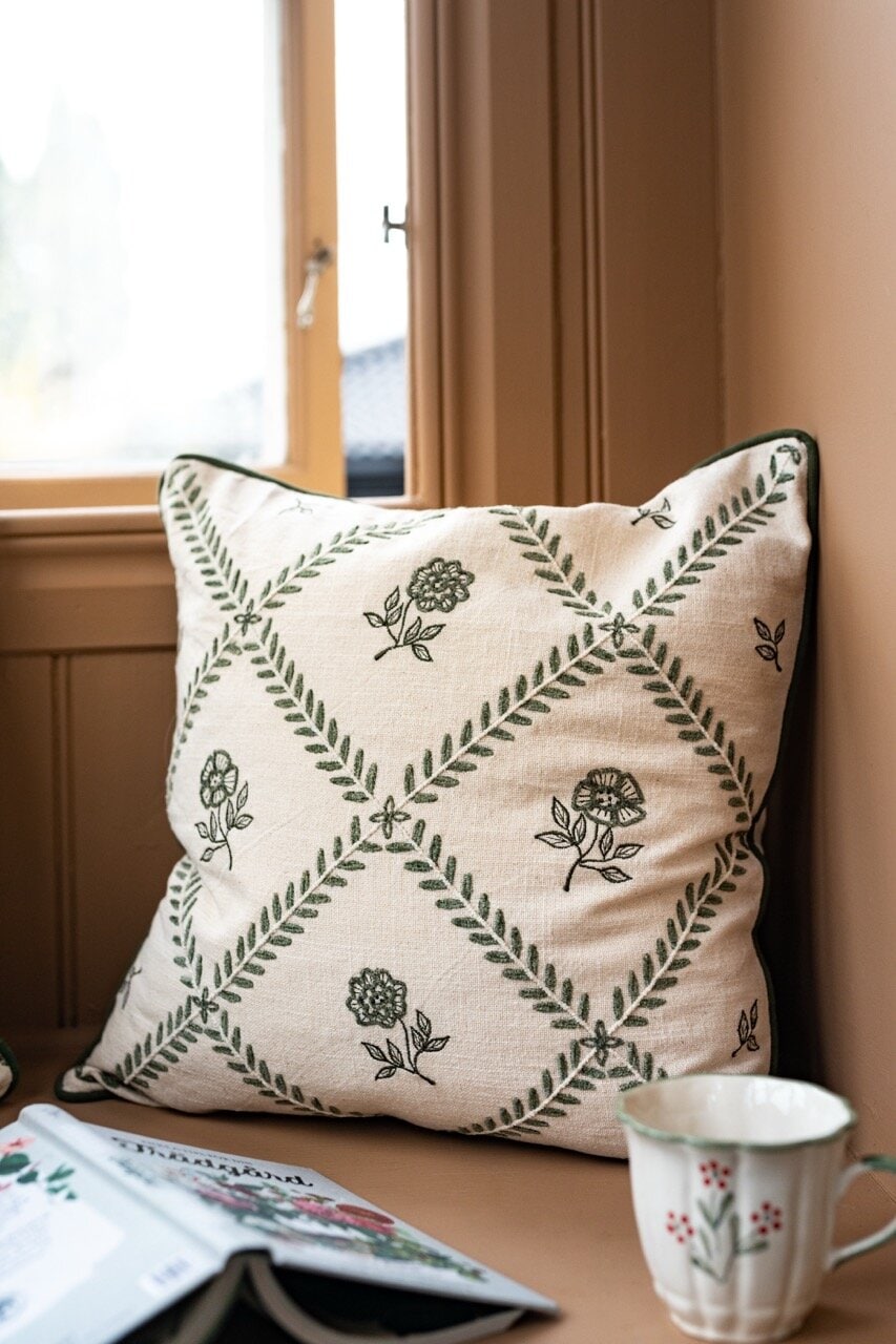 Cushion Cover Lovisa Embroidered Green/White