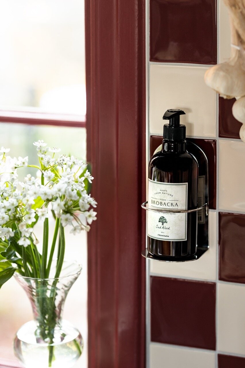 Tvålpumpshållare Hjalmar Rostfritt Stål